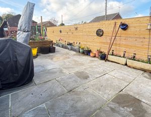 Photo 16- click for photo gallery